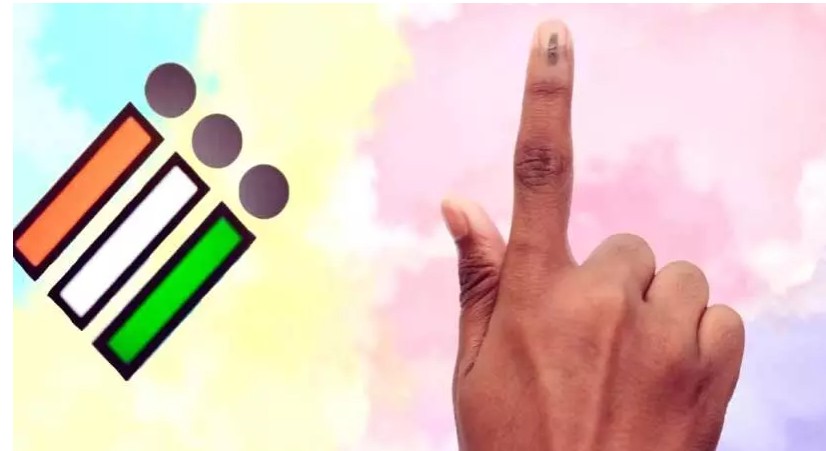 വോട്ട് ചെയ്യാനുള്ള അവകാശവും സ്വാതന്ത്ര്യവും വ്യത്യസ്തം; കേന്ദ്രത്തിന്റെ വാദം സുപ്രീംകോടതി പരിശോധിക്കും