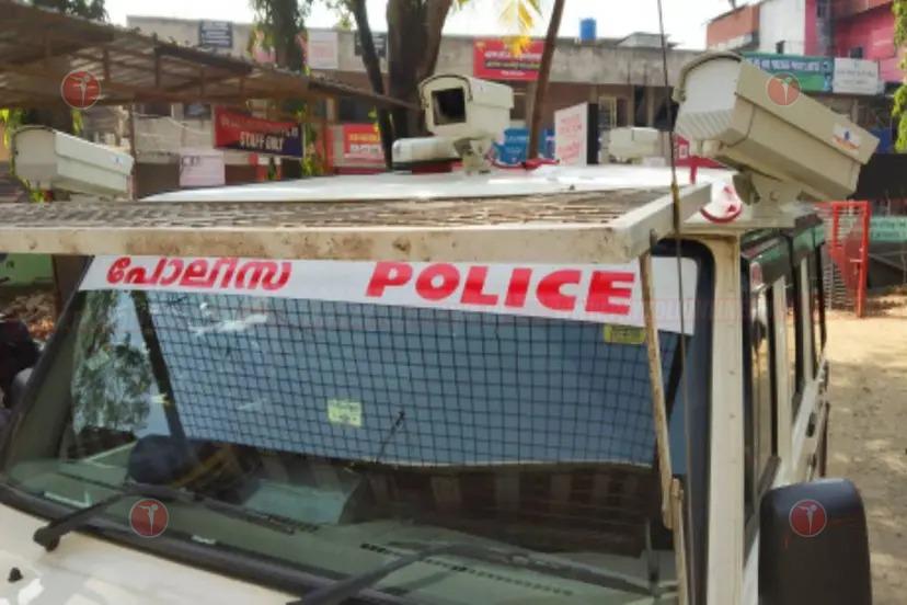 കോഴിക്കോട് പ്ലസ് ടു വിദ്യാർഥിയെ കെട്ടിയിട്ട് മർദിച്ചു; പെൺകുട്ടിയടക്കം അഞ്ചുപേർക്കെതിരെ കേസ്