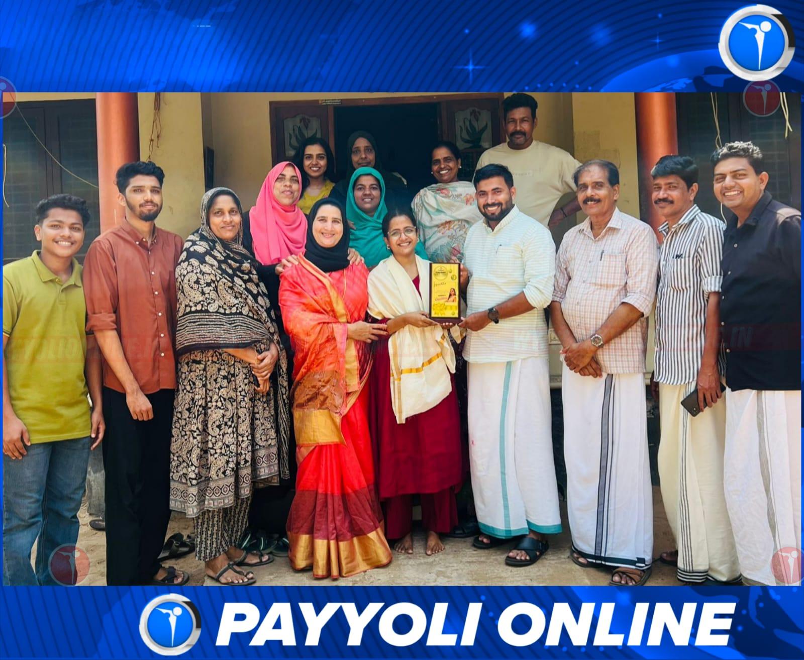 ലൈഫ് സയൻസ് നെറ്റ് പരീക്ഷയിൽ 150-ാം റാങ്ക്; വിഷ്ണുപ്രിയ ലാലിന് ബ്ലോക്ക് മെംബറുടെ സ്‌നേഹാദരവ്