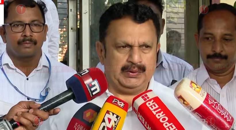 ‘അടുത്തയാഴ്ച അധികാരത്തിൽ വരുന്ന യുഡിഎഫ് സർക്കാർ തൊഴിലാളി ക്ഷേമവുമായി മുന്നോട്ടുപോകും’; കെ മുരളീധരൻ