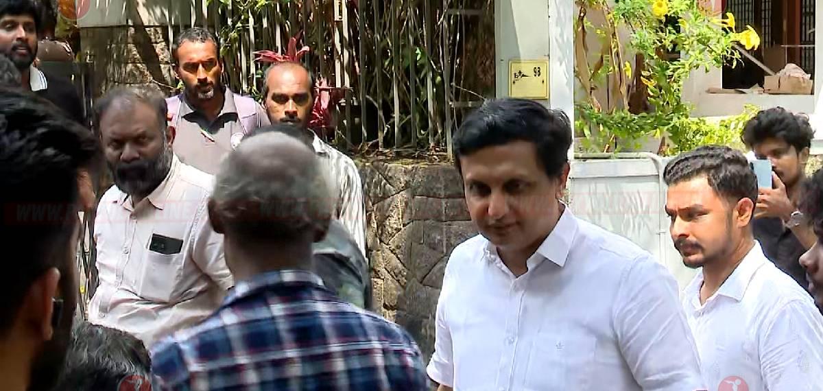 ‘നടന്നത് സംഘപരിവാറിൻ്റെ രാഷ്ട്രീയ വേട്ട, ഇ ഡി അല്ല ഏത് ഡി വന്നാലും ഭയപ്പെടില്ല’: മുഹമ്മദ് റിയാസ് എംഎൽഎ