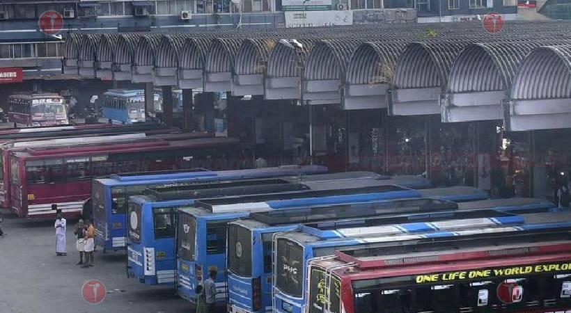 കെഎസ്ആർടിസി ഓർഡിനറി ബസ് സൗജന്യ യാത്ര: പ്രതിസന്ധിയിലായി സ്വകാര്യ ബസ് മേഖല, കോഴിക്കോട് ജില്ലയിൽ സ്വകാര്യ ബസുകൾ സർവീസ് നിർത്തുന്നു