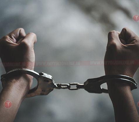 അനാവശ്യമായി കൈവിലങ്ങ് അണിയിക്കരുത്; 13 വിഭാഗങ്ങളിലെ കൊടുംകുറ്റവാളികൾക്ക് മാത്രം വിലങ്ങ്, ഡി.ജി.പിയുടെ കർശന നിർദേശം